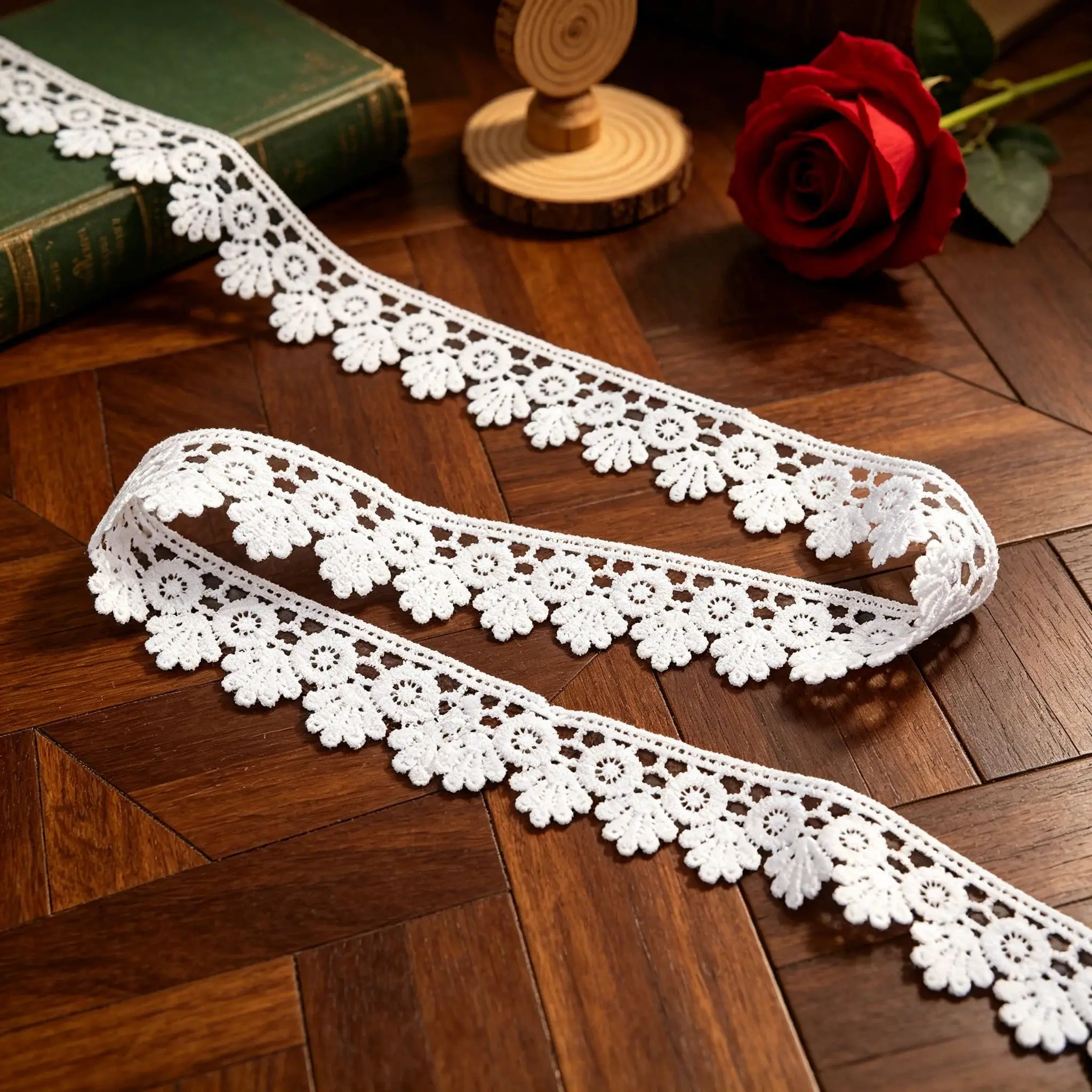 White Dangling Petal Hollow Lace Trim, 0.74in Width, for Dress Edging, Hair Bows & DIY Sewing