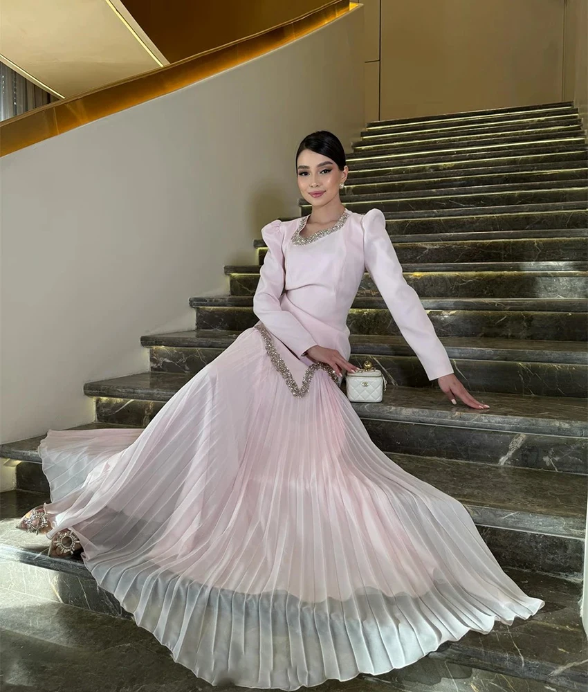 カスタマイズされた優雅なシフォン A ラインビーズクリスタル真珠イブニングドレス気質長袖スクエアネックウエディングドレス