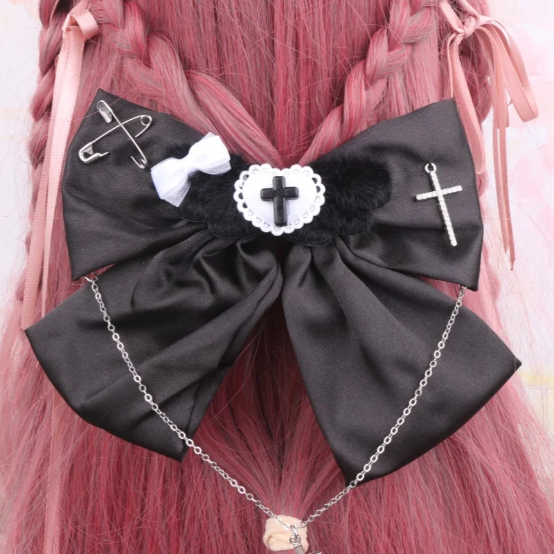 

Big Bow Hairpin with Cross Black Sweet Punk Y2K Hair Clip Handmade Bow Lolita Gothic Style Rhinestone with Cool Chain