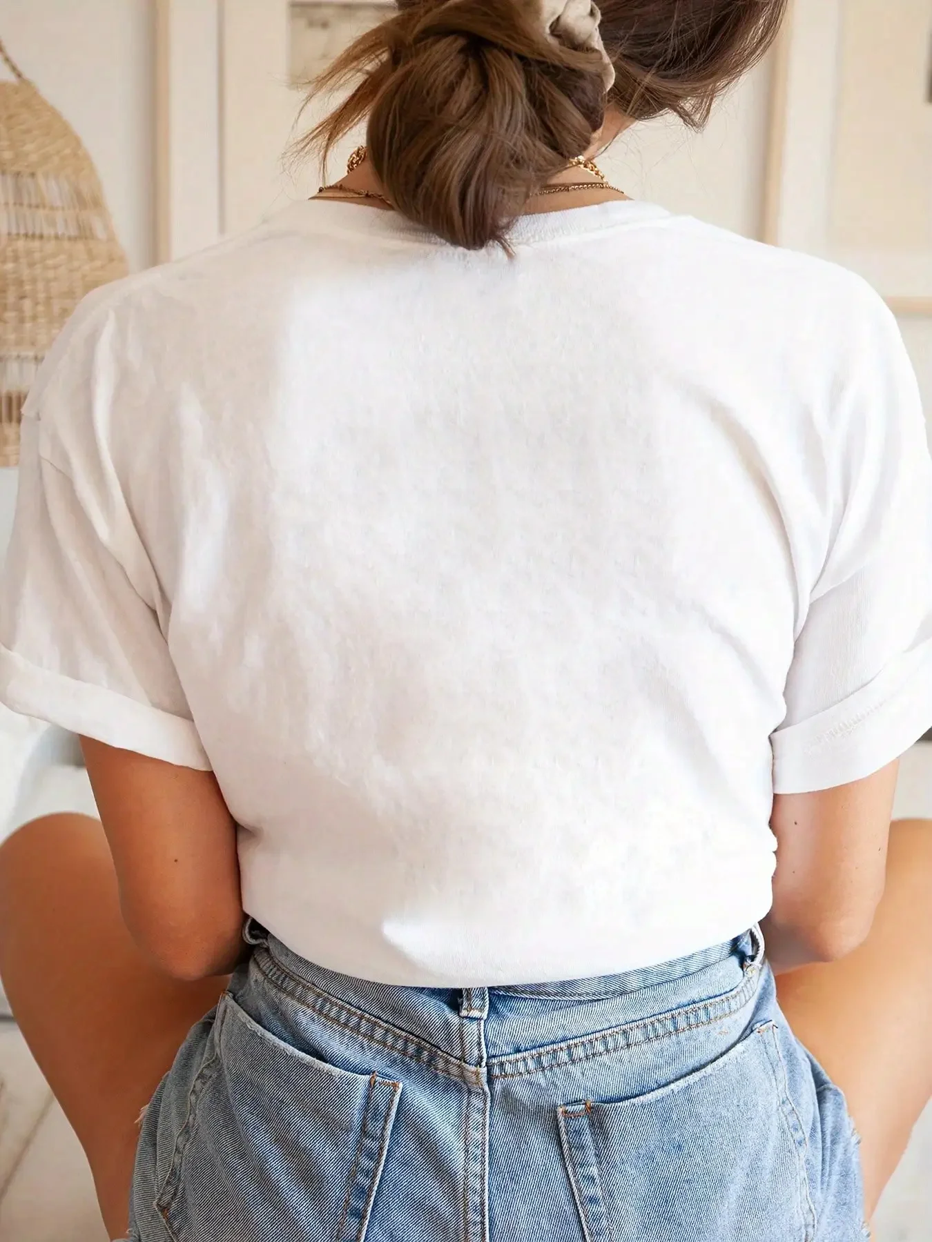 تي شيرت Lucky Horseshoe and Pot of Gold Print لعيد القديس باتريك ملابس نسائية كاجوال باللون الأبيض مقاس كبير