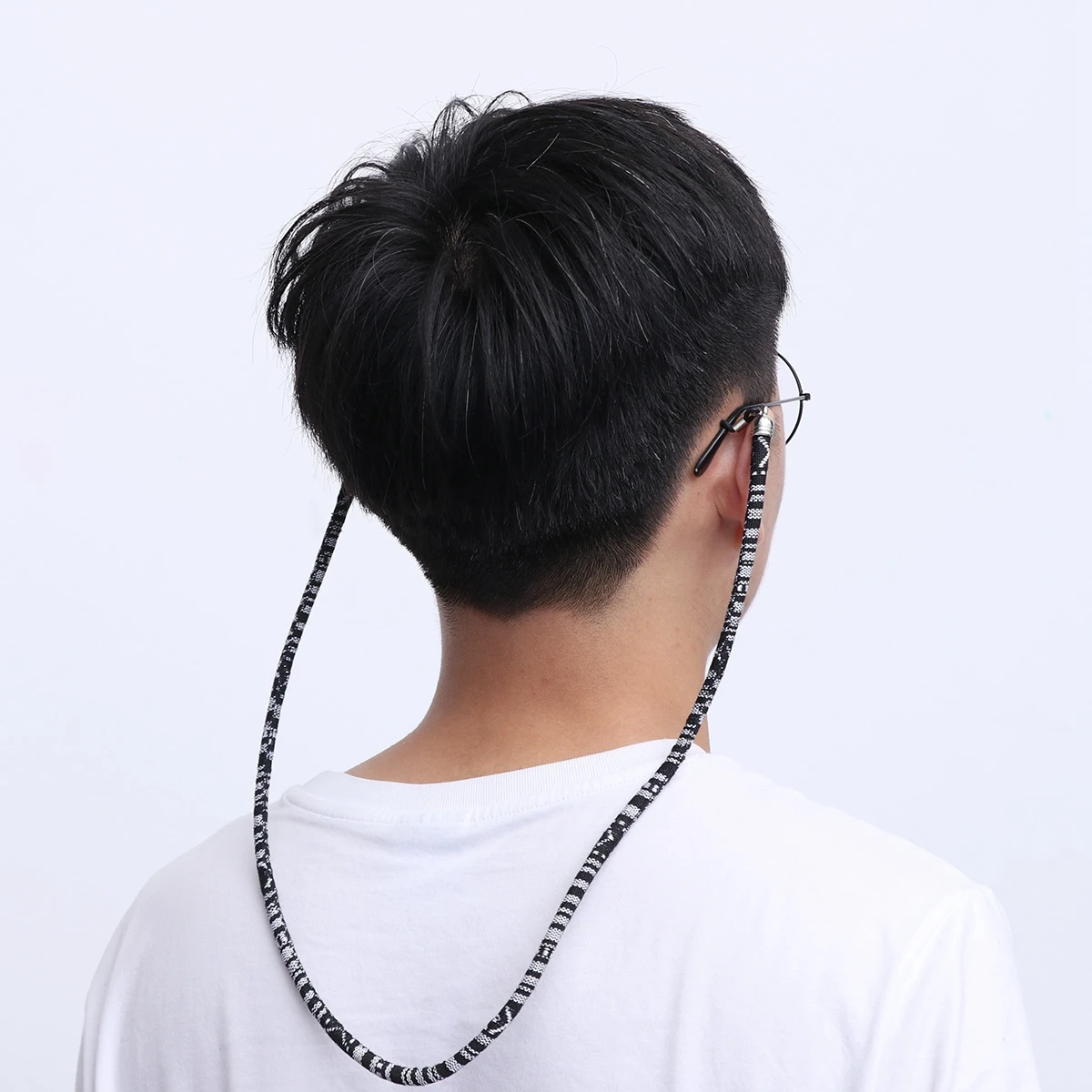 

Ethnic Style Eyeglass Holder Chain Cotton Wool Eyewear Retainer Mens Sunglasses Eyeglasses Strap (Black)
