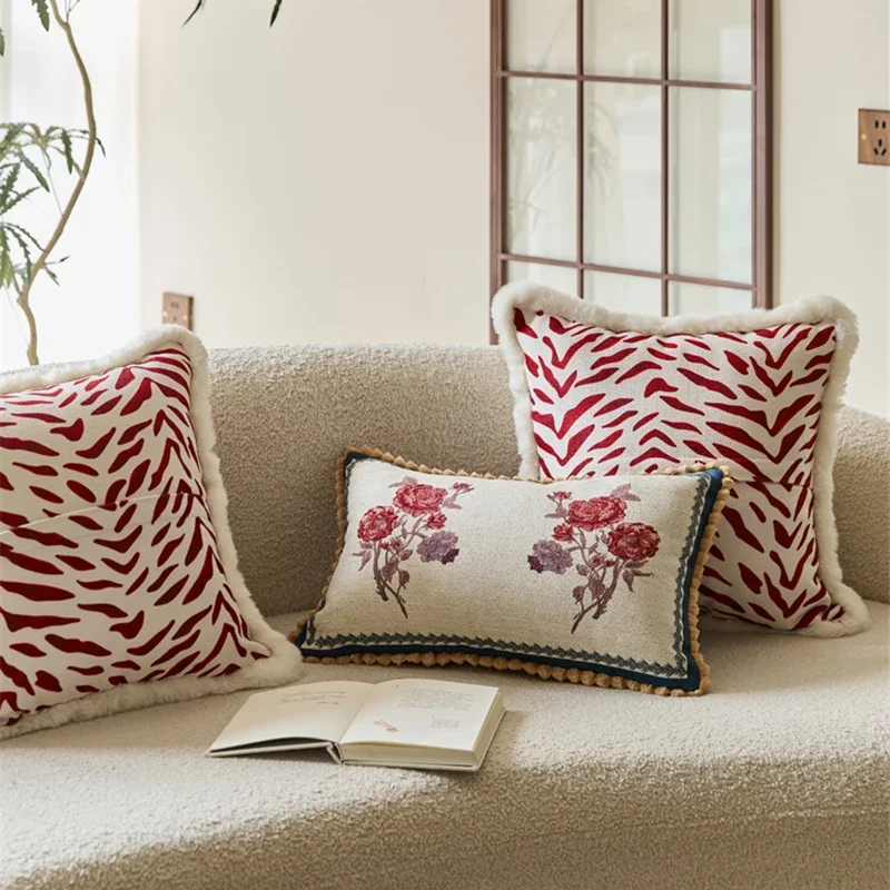 French Classical Pillowcase Living Room Decorative Cushion Cover Vintage Red Rose Elegant Square Cushion Car Bedroom Pillow