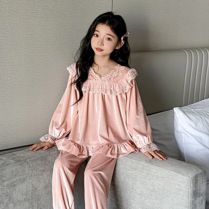 

Girls' Velvet Pajamas 6-12 Years Sweetheart Lace Trim Sleepwear for Spring Autumn Warm Cotton Lining Children's Nightwear