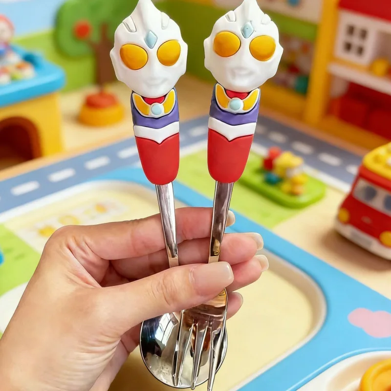 

Ultraman Anime Peripheral Portable Tableware Fork and Spoon 2pcs Set Cute Stainless Steel Cutlery Birthday Gift