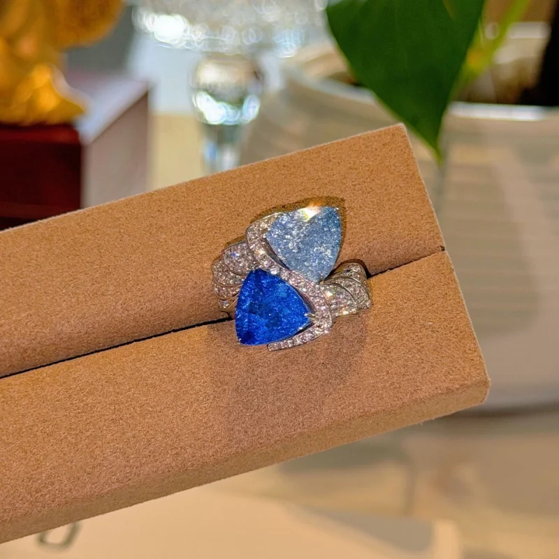 Bellux Luxury Big Triangle Blue Lab Grown Sapphire Ring for Women 925 Silver Two-Tone Ice Crack Gemstone Micro Cocktail Ring