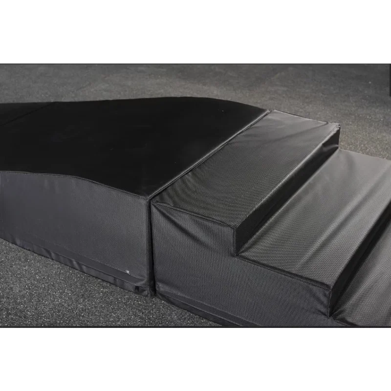 Stand on walking ramps and walk up stairs to exercise on obstacle platforms