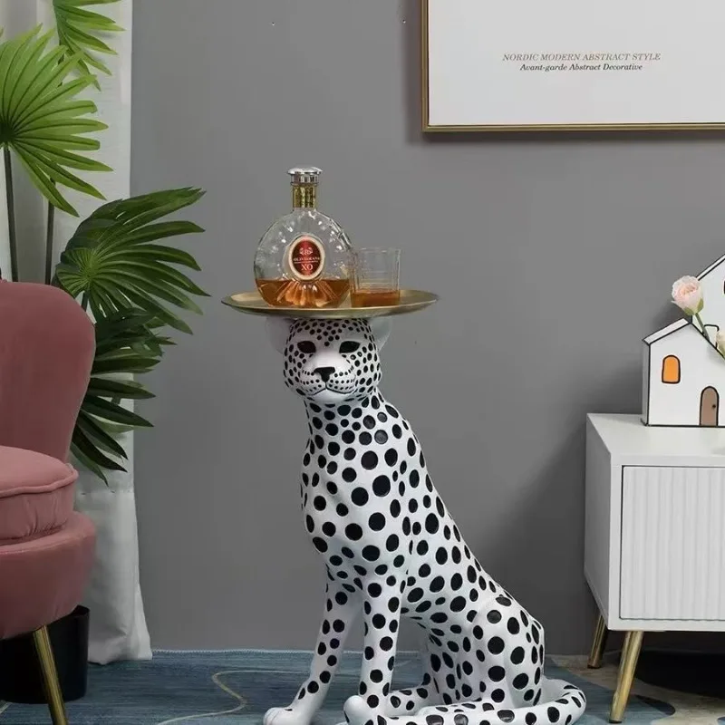 Resin Leopard Sculpture Ornaments Animal Statue for Living Room Office Desk Decor Creative Holiday Gift Idea Home Decoration