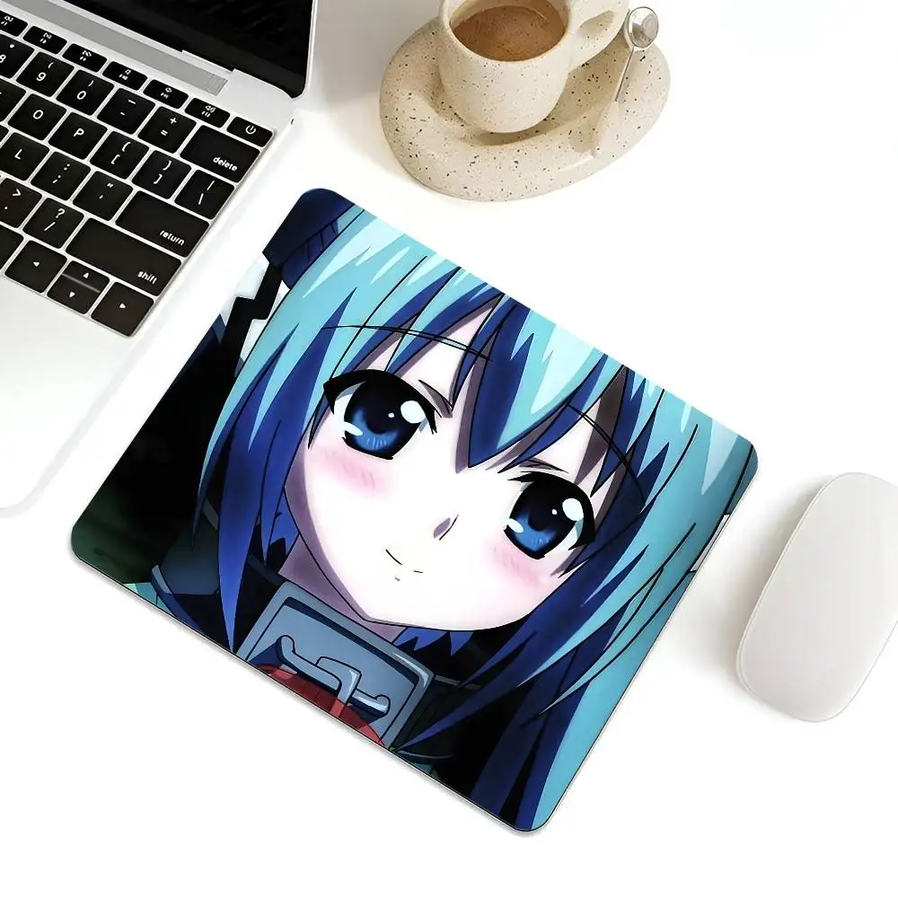 Nymph Heaven's Lost Property Mousepad Small LockEdge Mouse Pad For Gamers Computer Desk Pad Rectangular Anti-slip Rubber