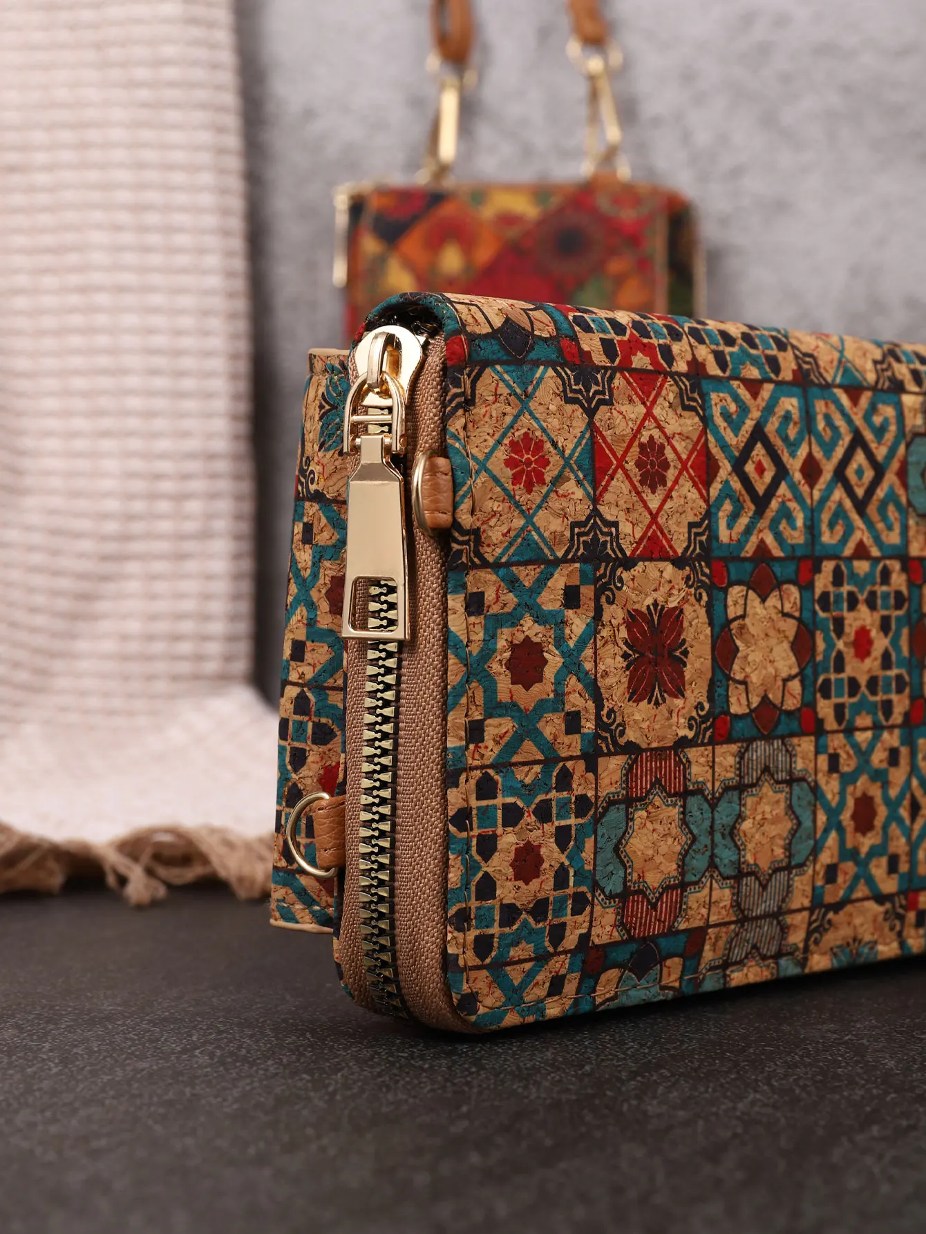 New Fashion Retro Bohemian Style Wallet Multifunctional Large Capacity Wood Grain Mobile Phone Bag Fashion Versatile Coin Purse