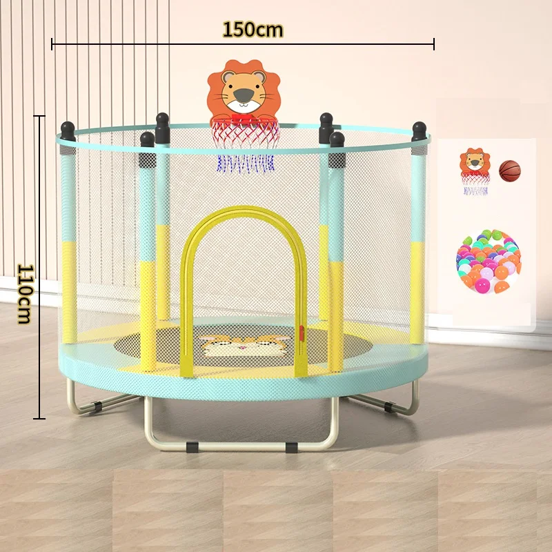 الترامبولين للأطفال ، تمرين القفز مع شبكة واقية ، الترفيه الرياضي الداخلي ، القطر ،