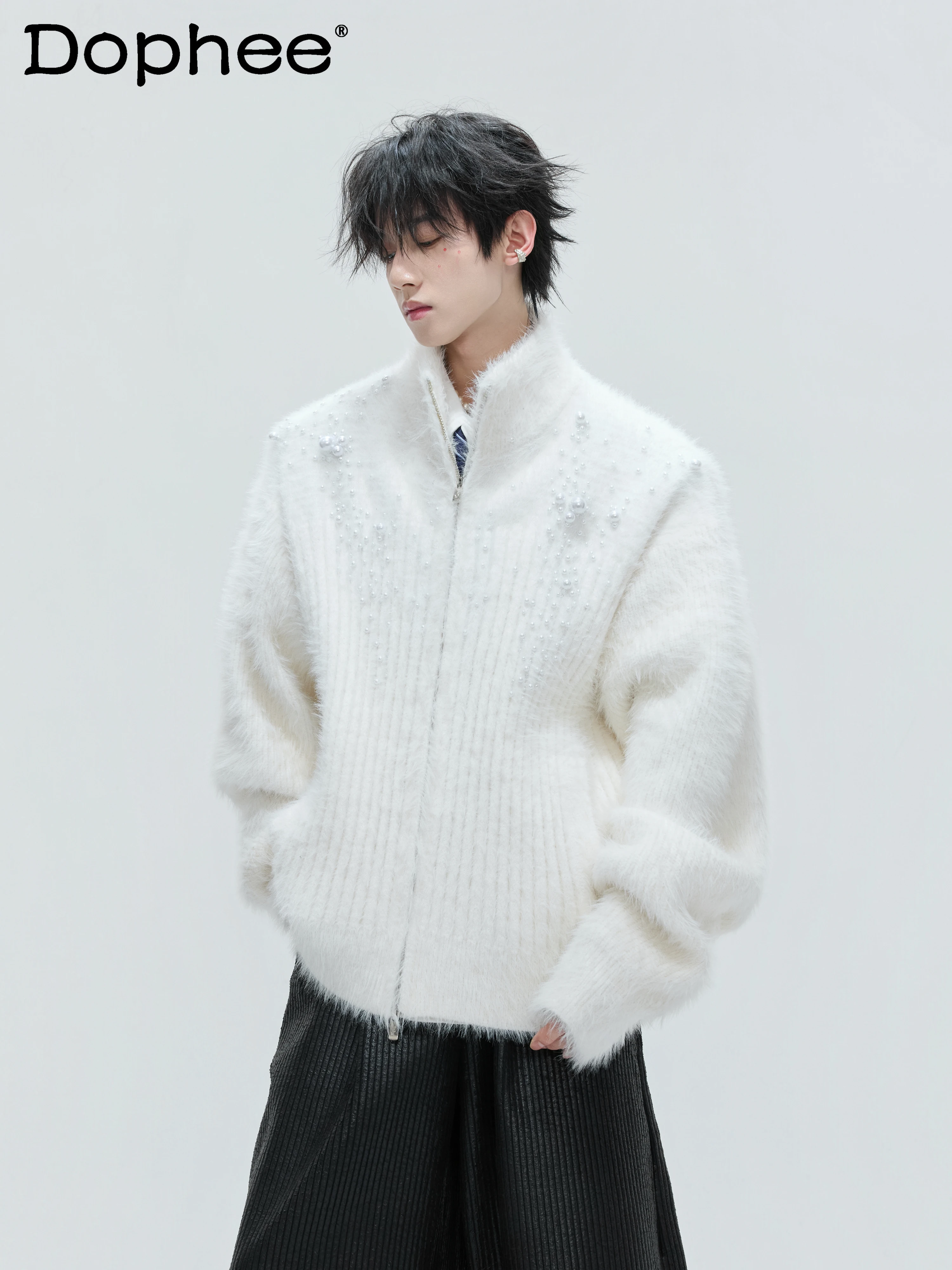 

2025 Autumn Winter High Collar Plush Pearl Heavy Craft Sweater Fashion Men's High-end Gentle Thickened Zipper Knitted Cardigan