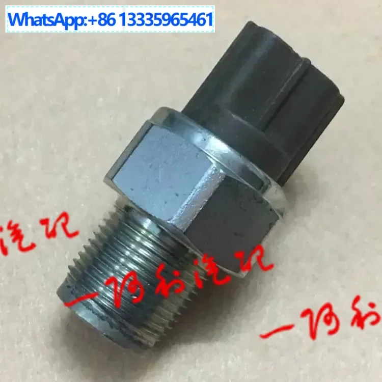 

DENSO Common Rail Pressure Sensor 499,000-6131, DENSO 499,000-6131