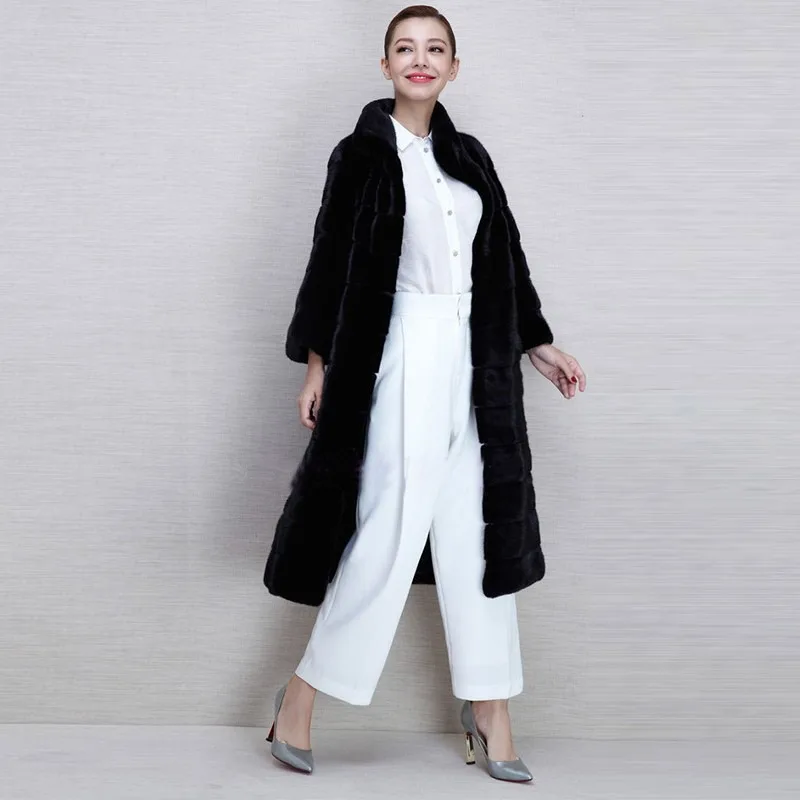 Cappotto di pelliccia per le donne in autunno e inverno nuovo stile imitazione pelliccia di visone lungo al ginocchio visone