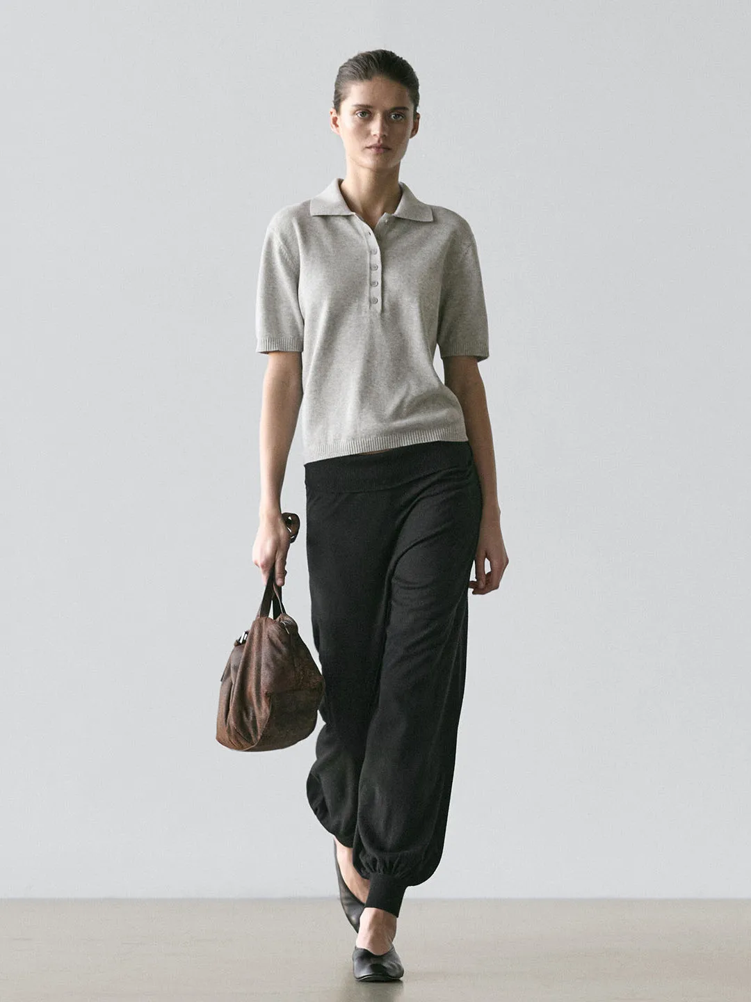 

New Spring ey Pure Cotton ort Sve Knitted irt Women's Skin-friendly Simple Sle Commuter Faion Top