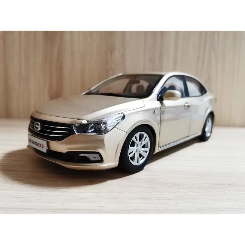 

Diecast 1:18 Scale Original GAC Trumpchi GA3S Alloy Car Model Collectible Toy Gift Souvenir Display Ornament