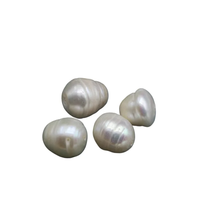 

GENUINE NATURAL CULTURED WHITE BAROQUE PEARL FULL DRILLED & 4 PCS PEARLS