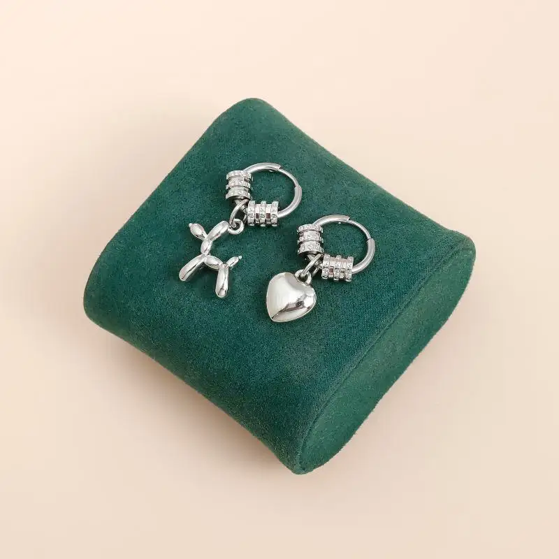 1Pair Women Fashion Red Zircon Heart Earrings Party Jewelry Accessories Gifts Punk Silver Color Asymmetry Flower Hoop Earrings