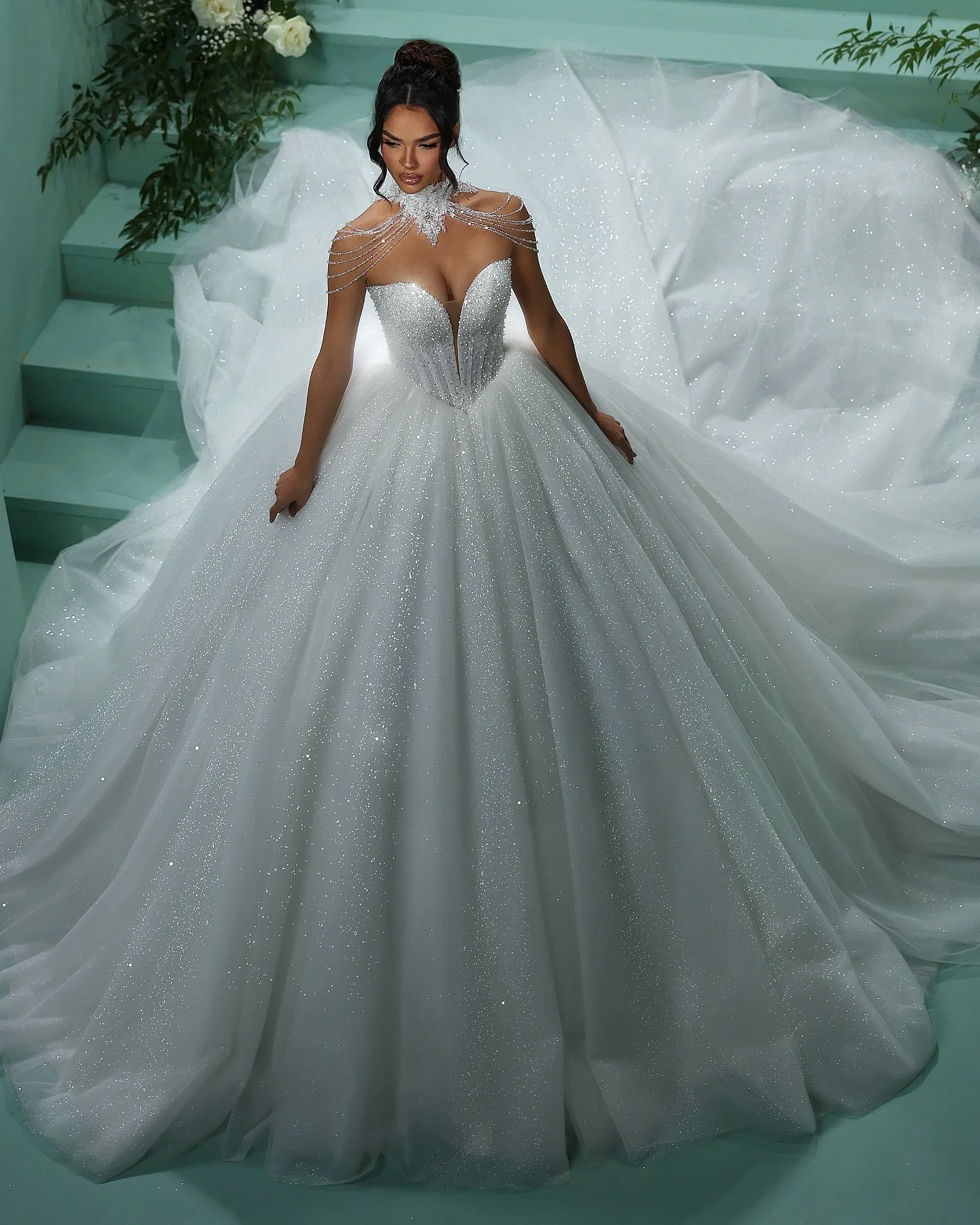

Luxury Sweetheart Backless Ball Gown Wedding Dresses Shiny Tulle Beaded Crystal Puffy 2025 New Saudi Arabia vestido de noiva