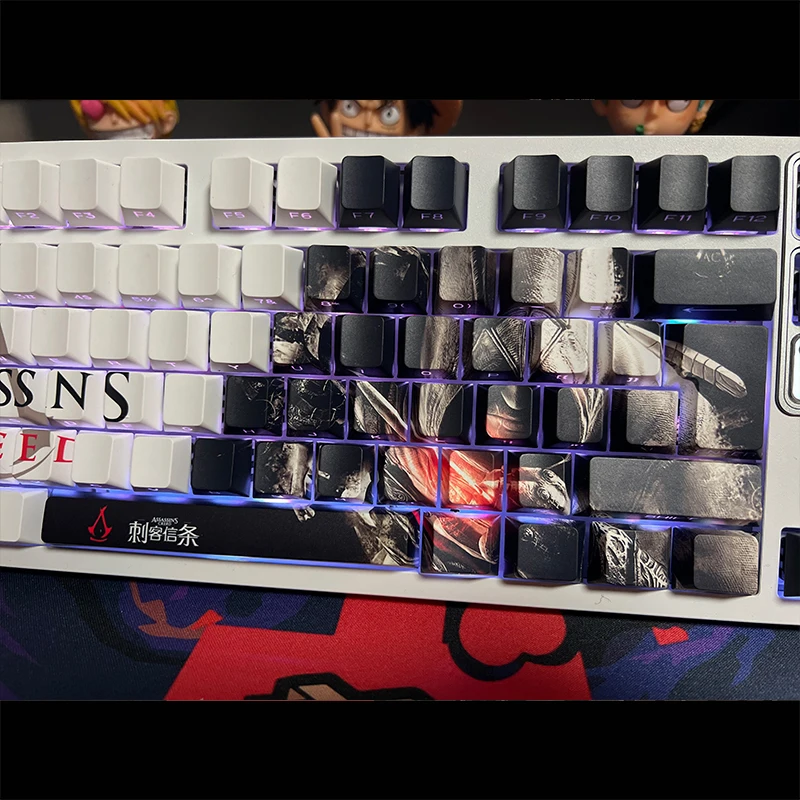 131 مفتاحًا من العقيدة القاتل كاساندرا أغطية المفاتيح لعبة Chreey Sublimation PBT KeyCap للوحة المفاتيح الميكانيكية Made68 Mad68 Wooting 60 #5