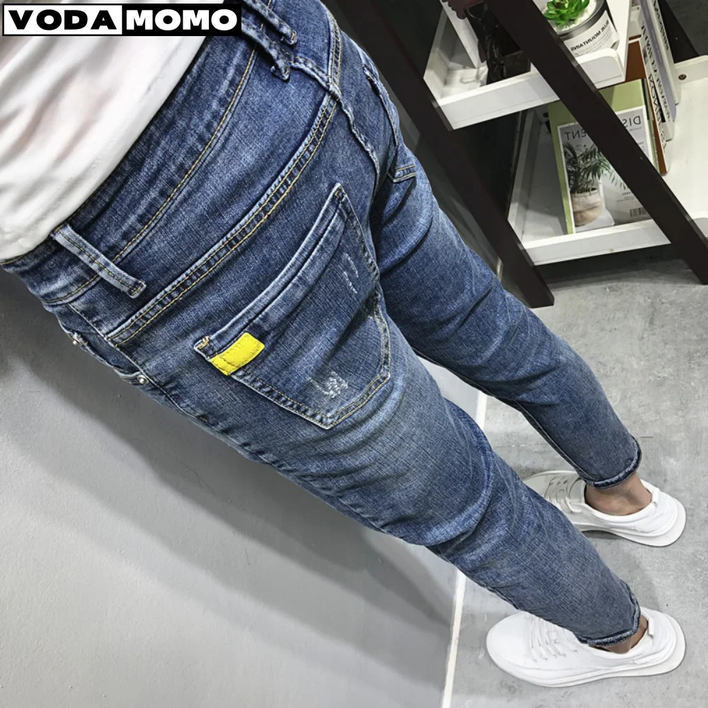 Celana panjang Slim Fit pria, Jeans trendi longgar santai serbaguna kaki kecil untuk lelaki