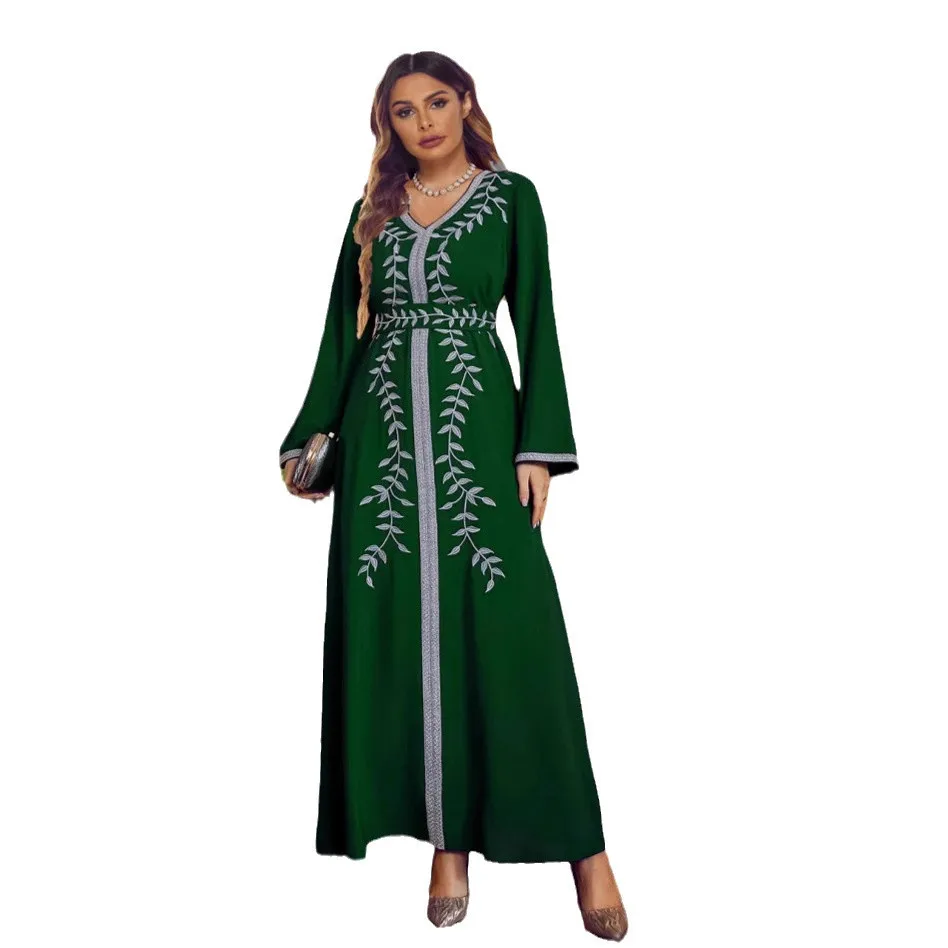 

Ближний Восток, европейское арабское женское платье с вышивкой, длинное платье, элегантное Абая, трансграничная оптовая продажа, Дубайский халат cw50508