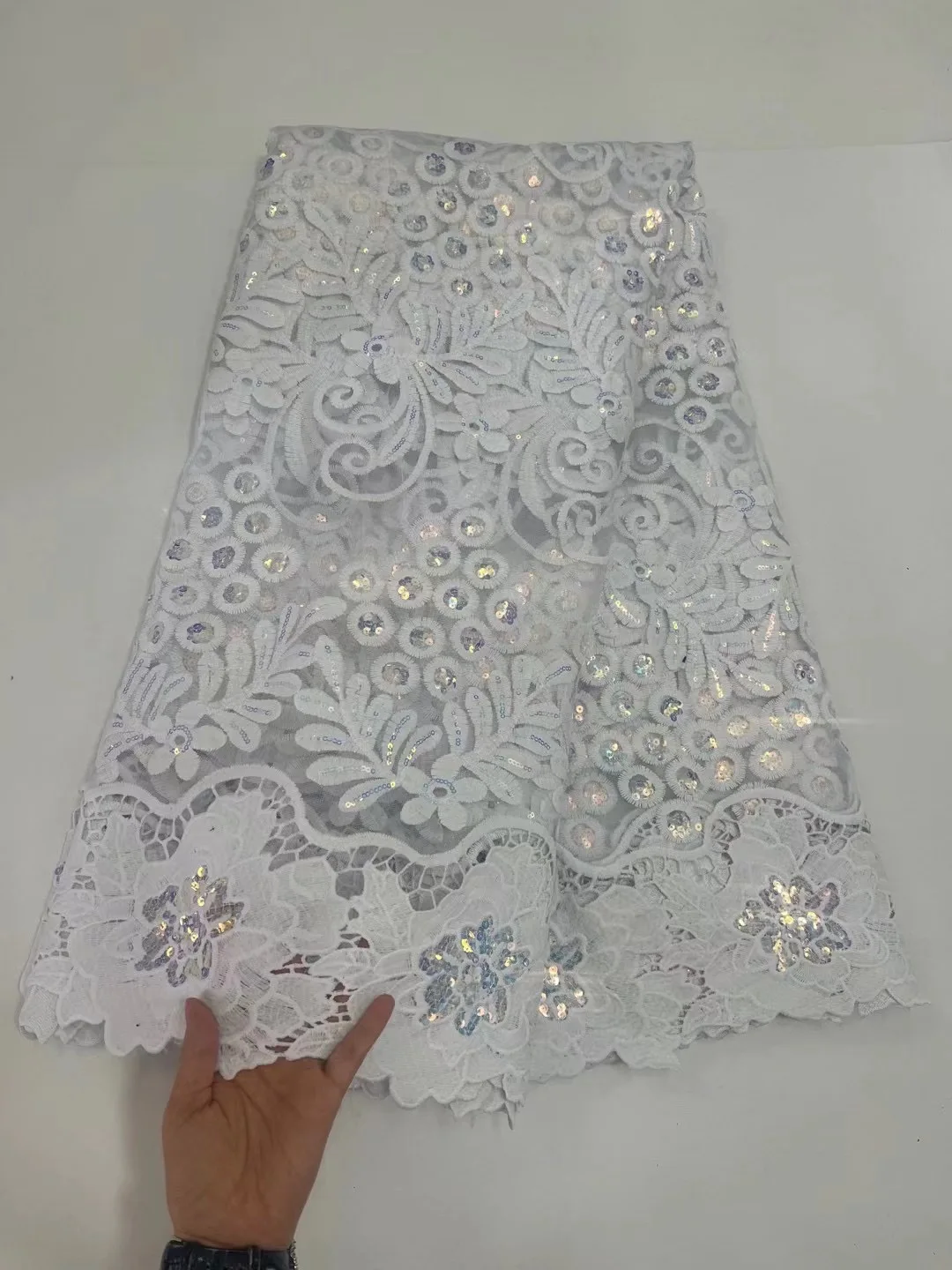 

Latest Pure White Lace Fabric 2023 High Quality African Cord Lace Fabric French Sequin Lace Nigeria Party Fabric Sewing PHD21203