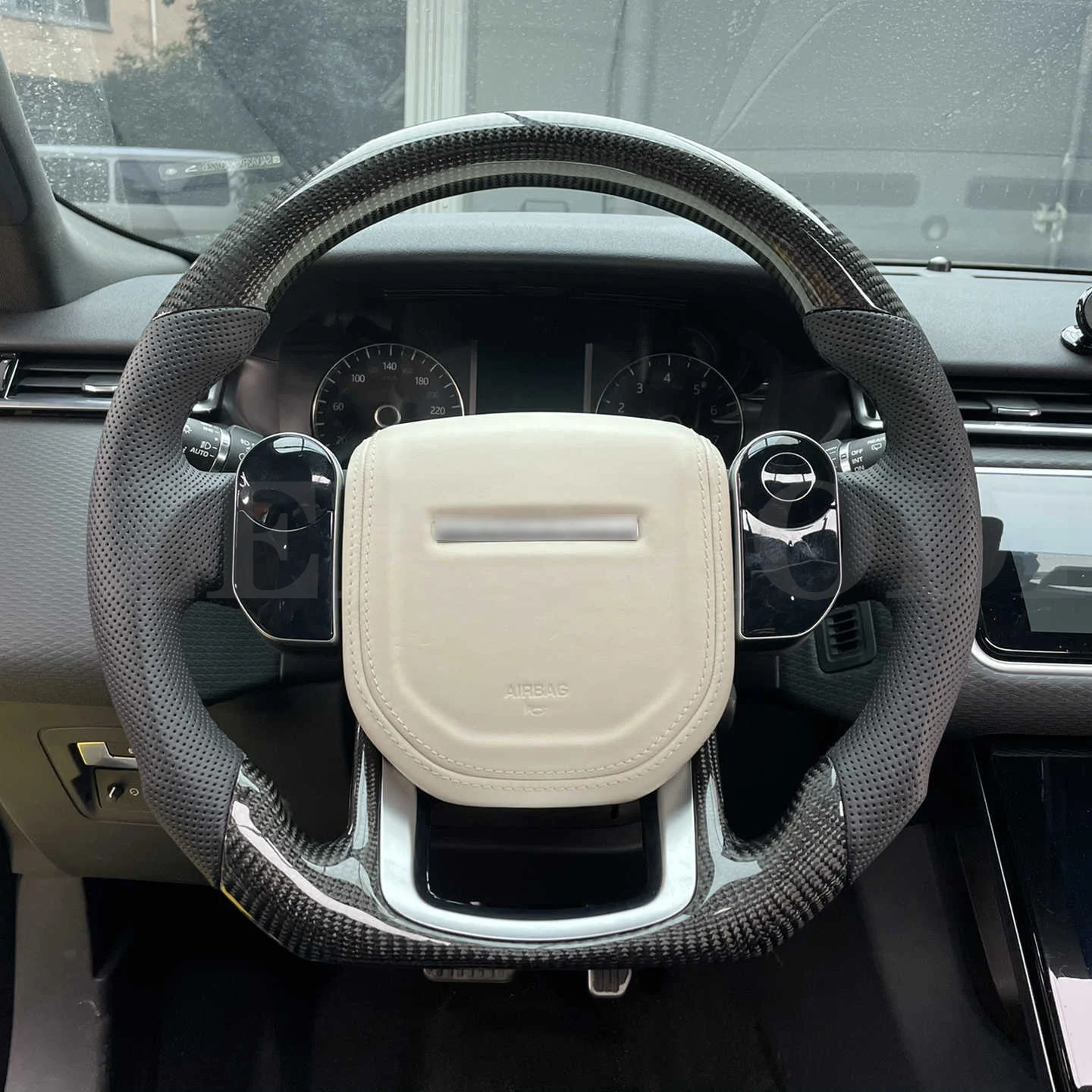 

Steering Wheel For LAND ROVER Discovery 2019-2022/Range Rover Velar 2017- 2020/Range Rover 2014-2020 Customize Racing Wheel