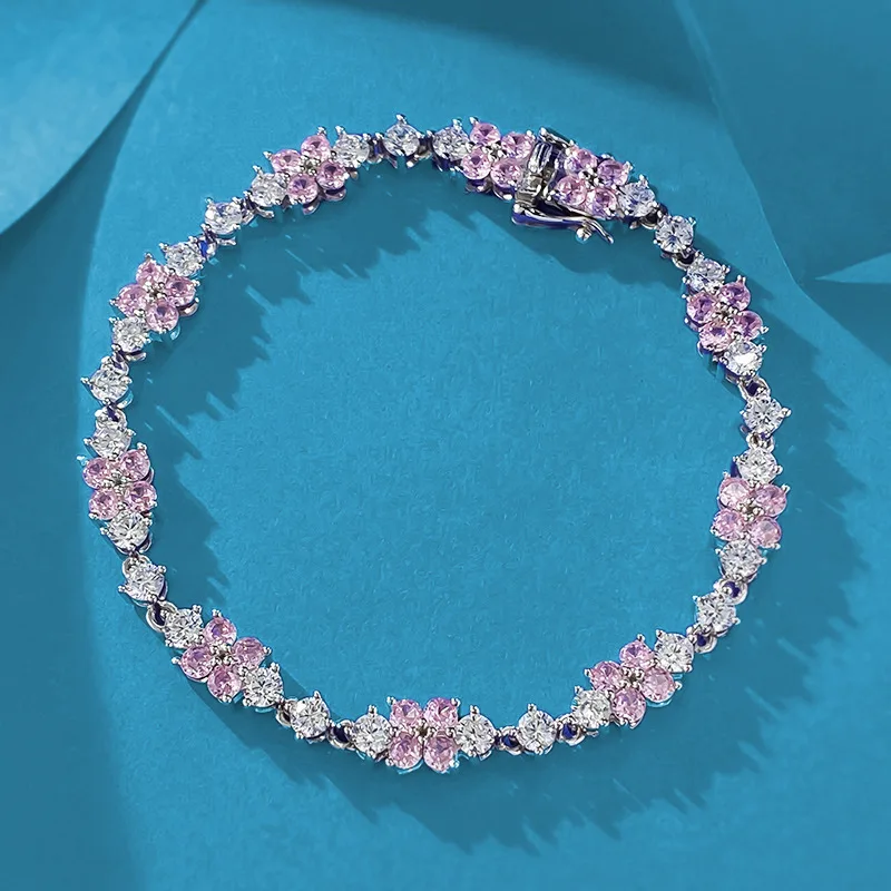 

New Luxury 18K Solid Platinum PT950 certifid pink diamond bracelet is a beautiful piece of jewelry for formal occasions