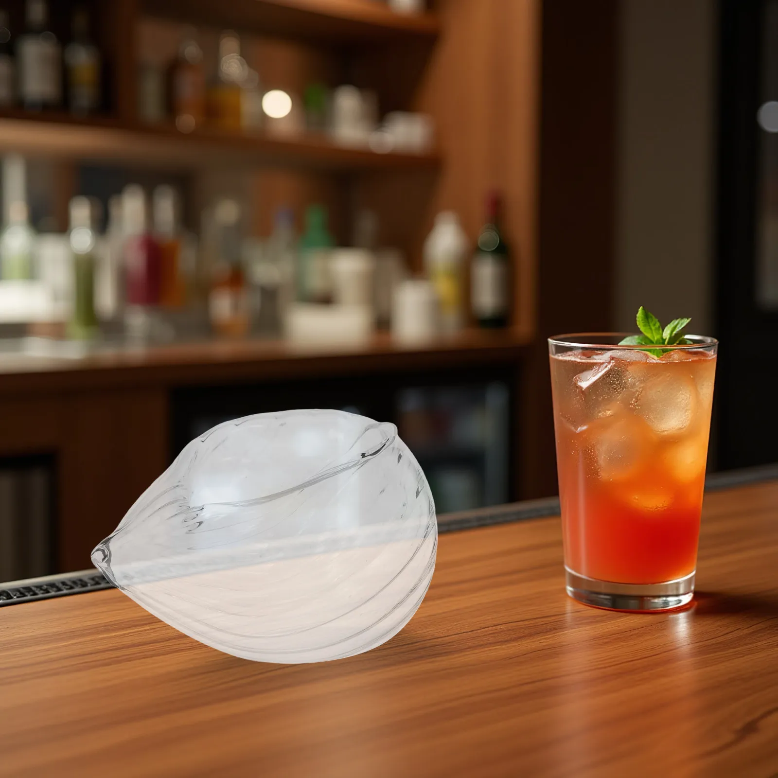 

Shell Cocktail Glass Clear Conch Shape Creative Glass for Bars Juice Cocktails Decorative Wine Cups Water Glassware