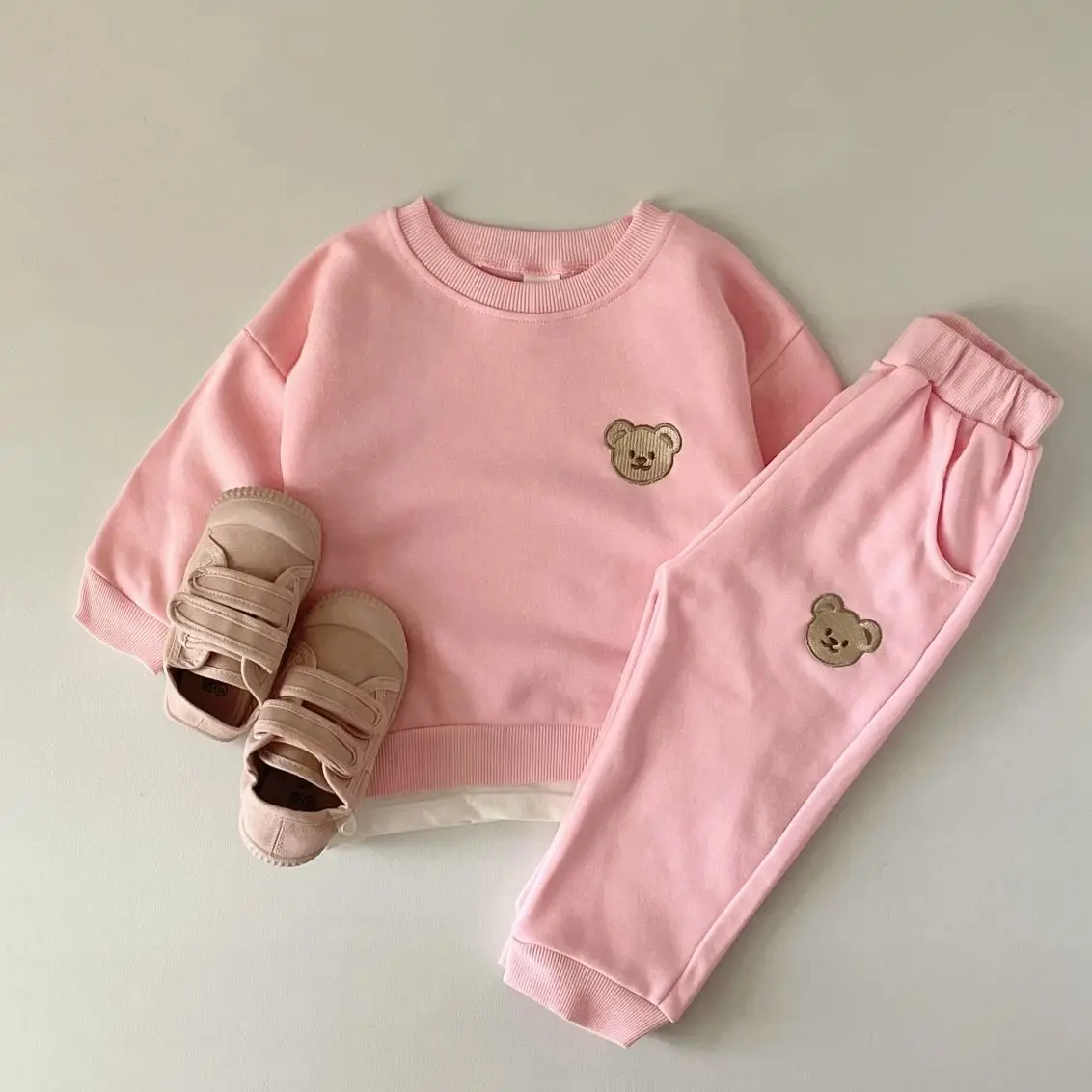 Hot sell Toddler Baby Boys Fall Clothes Sets Fashion Baby Girl Clothing Set Kids Sports Bear Sweatshirt Pants 2Pcs Suits Outfits