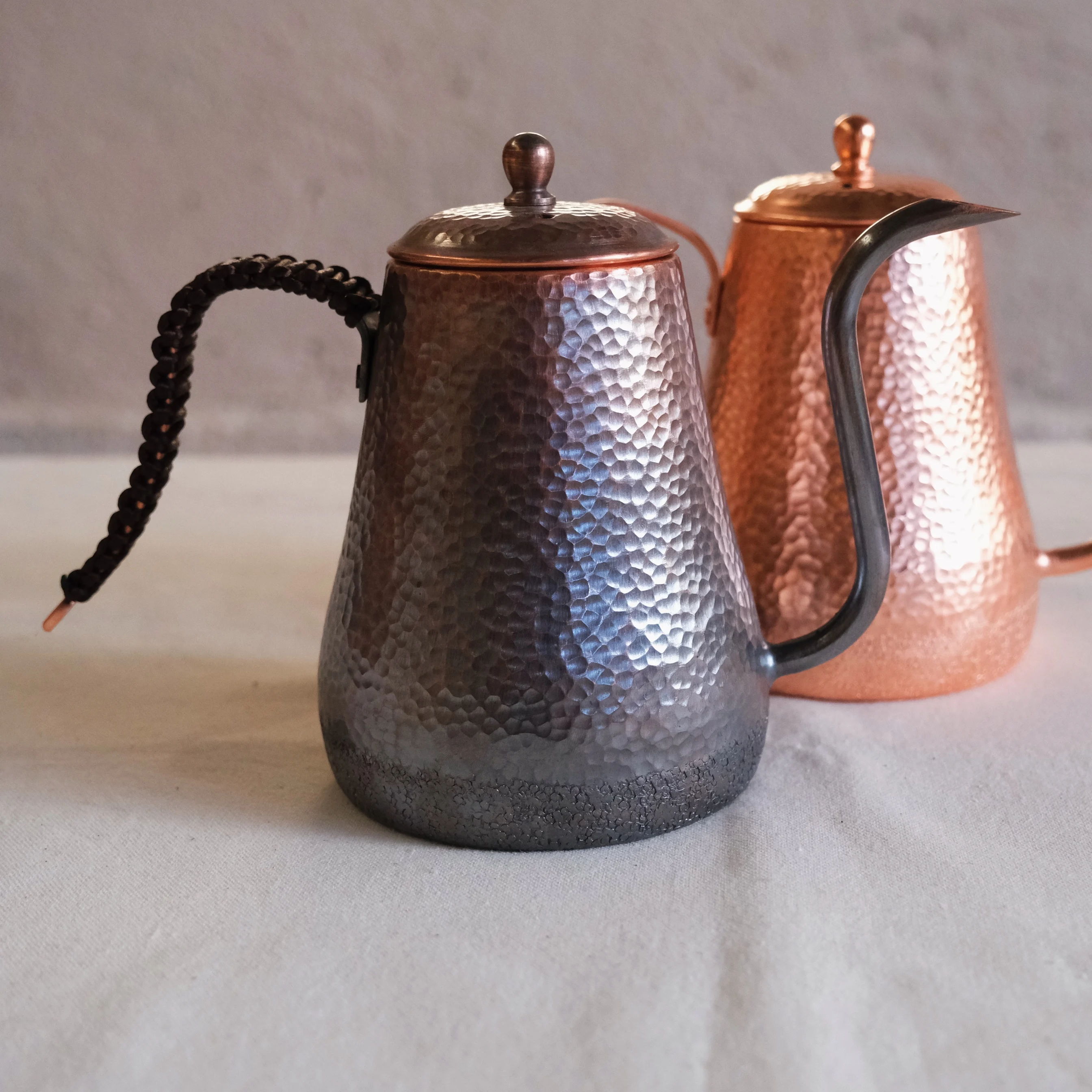 Handmade pure copper coffee pot, copper fine mouth hand brewing pot, retro and cute outdoor camping kettle and teapot