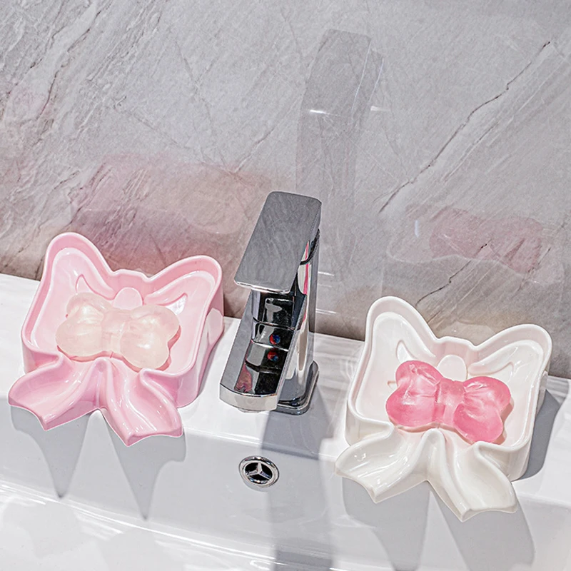 NEW 1PC Plastic Bow Tie Shape Shower Soap Holder Drain Soap Dish Bathroom Accessories Supplies Water Guide Dish Storage Plate