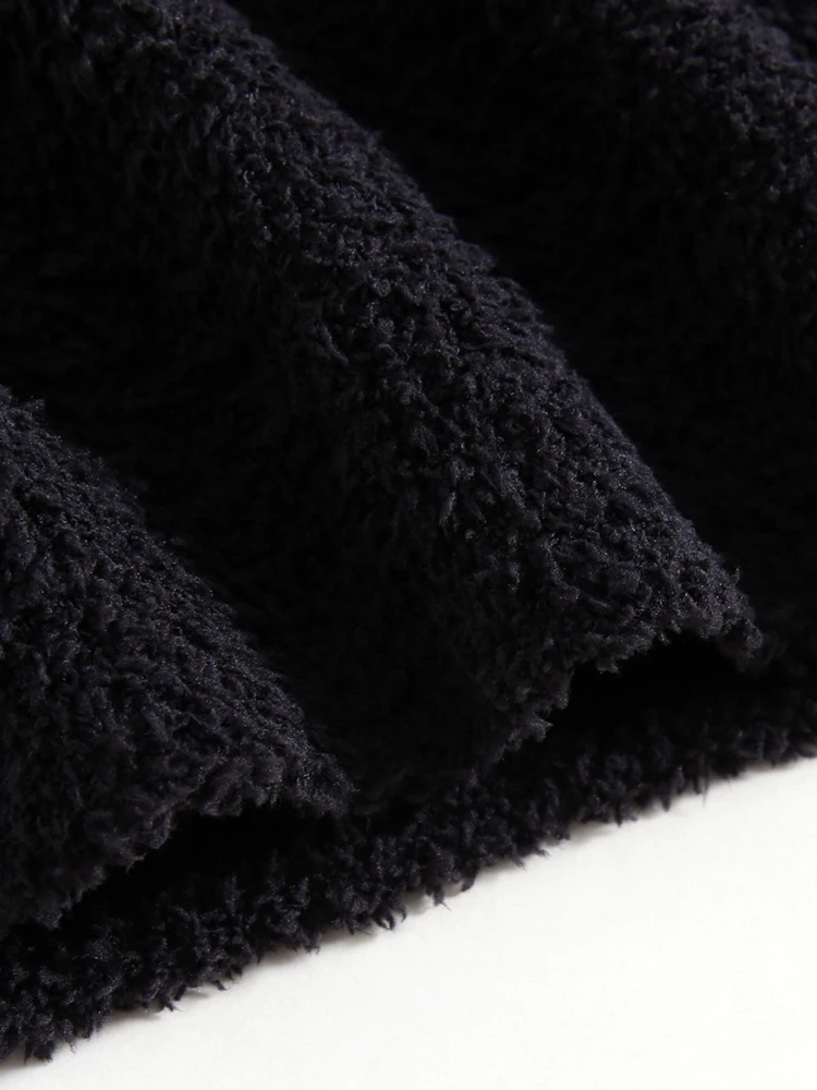 بيجامة مخملية سميكة دافئة لخريف وشتاء 2025 من الصوف كارتونية لطيفة ملابس منزلية غير رسمية يمكن ارتداؤها للنساء