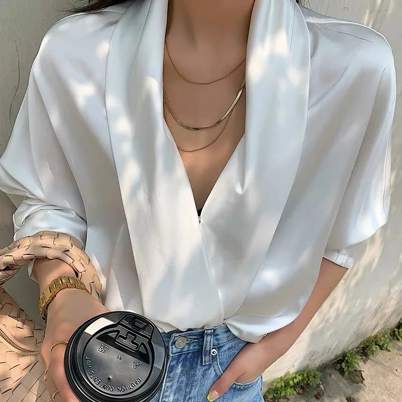 

Titanium With 18K Gold Layered Sanke Chain Necklace Women Stainless Steel Jewelry Designer T Show Runway Rare INS Japan Korean