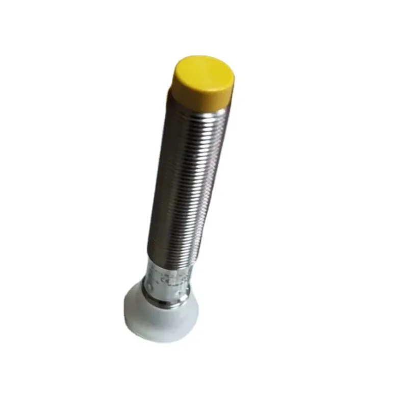 New GF711S GG711S GG712S  Original New Proximity Inductive Sensor have stock
