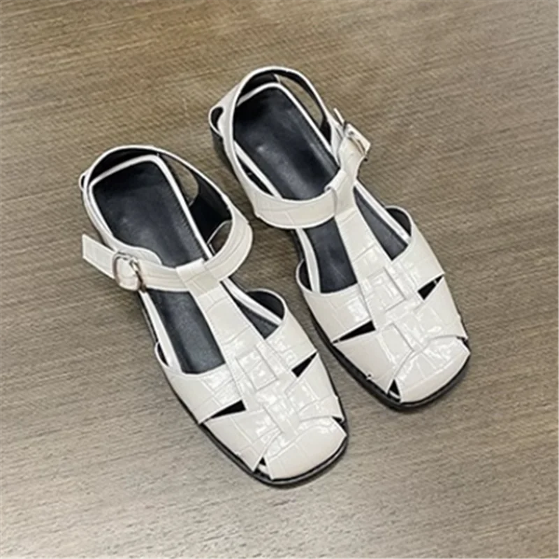 

New Women Relaxation Style Square Toes Knit Hollow Out Rome Sandals Girl Fashion Leather Beach Shoes Summer High Quality White