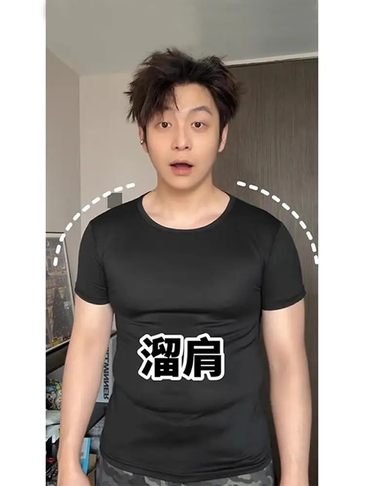 

Bla American Sle ort Sve T-irt Breathable Cool Feeling Base irt Summer Faionable Casual Loose Fit Teen Boys