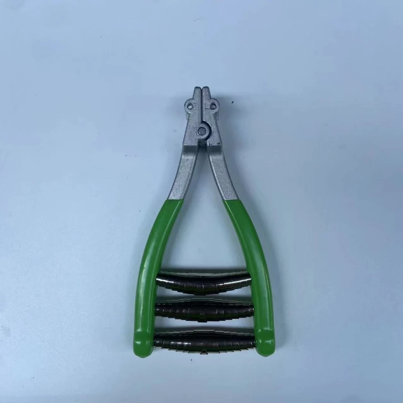 

3 Spring Badminton Machine String Clamp Portable Tennis Racket Springs Starting Clamp Small Wire Draw Tool Metal Ball Equipment