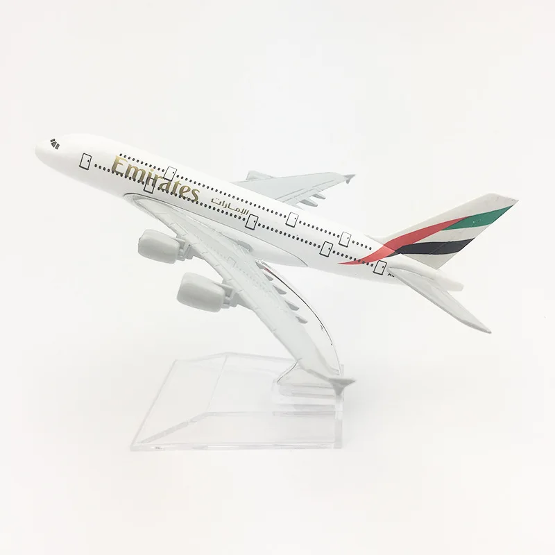 16cm Model Diecast Alloy Metal Airplane Boeing Emirates Airlines Airbus A380/B777Aircraft With Stand Collection Display Toy Gift