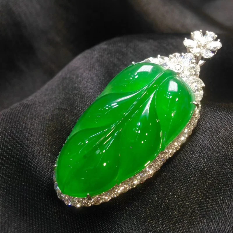 Jade Full Green Jade Pendant Necklace a Goods Descendants of the Rich Jewelry