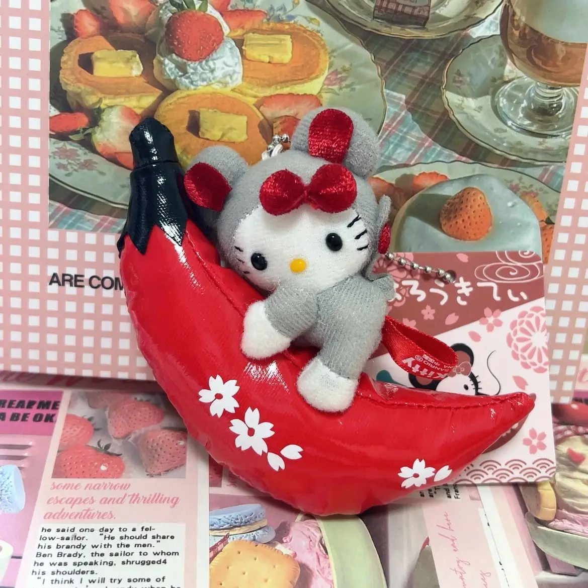 Sanrio Hello Kitty Cross-Dressing Mouse Hug Chili Pepper Plush Doll Keychain Car Key Decoration Backpack Pendant New Year Gift