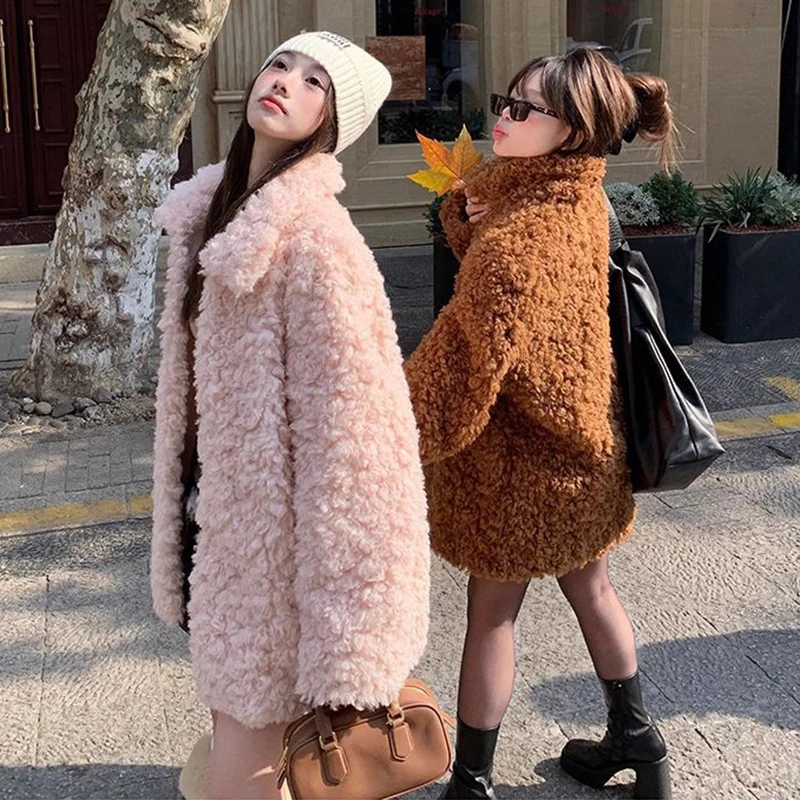 Winter Fashion Women Lamb Wool Coat Loose Female Lapel Faux Fur Warm Casual Jacket Outerwear