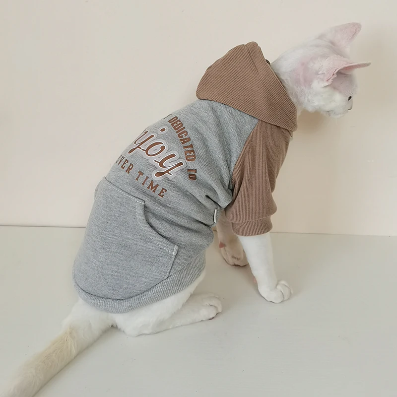

Winter Heavy-Duty 100% Cotton Hoodie for Sphynx & Devon Rex - Streetwear Pocket Design, Warm Pet Clothes for Cats