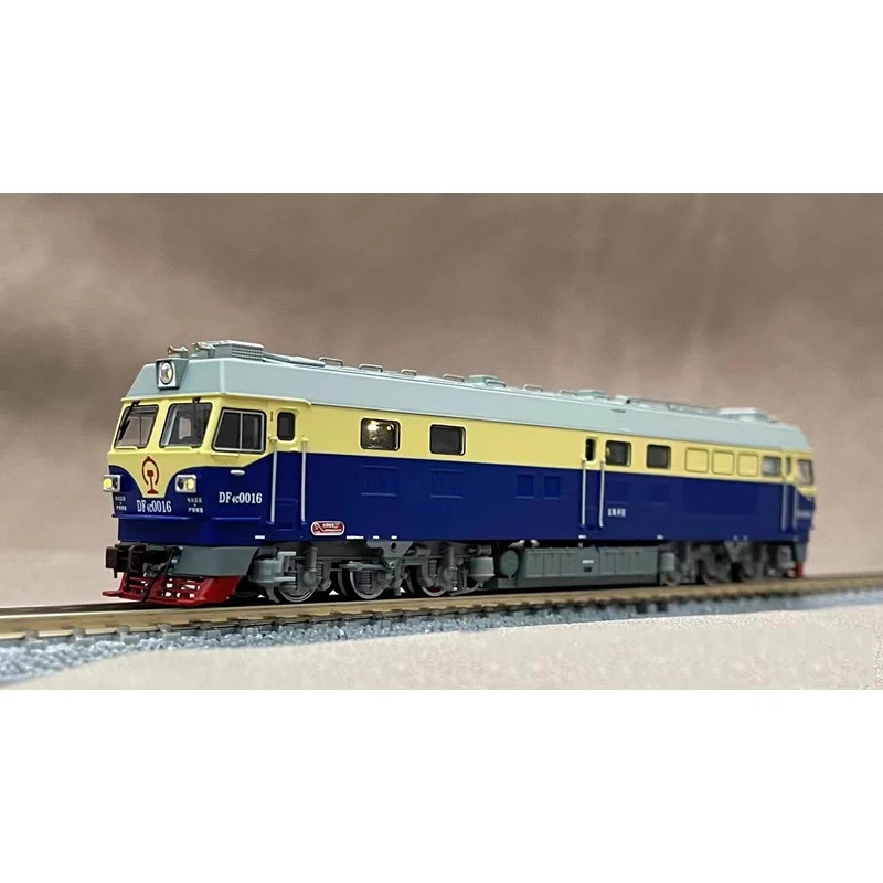 N-type 1:160 Train Model Dongfeng 4C/Dongfeng 4D Diesel Locomotive Rail Car Toy