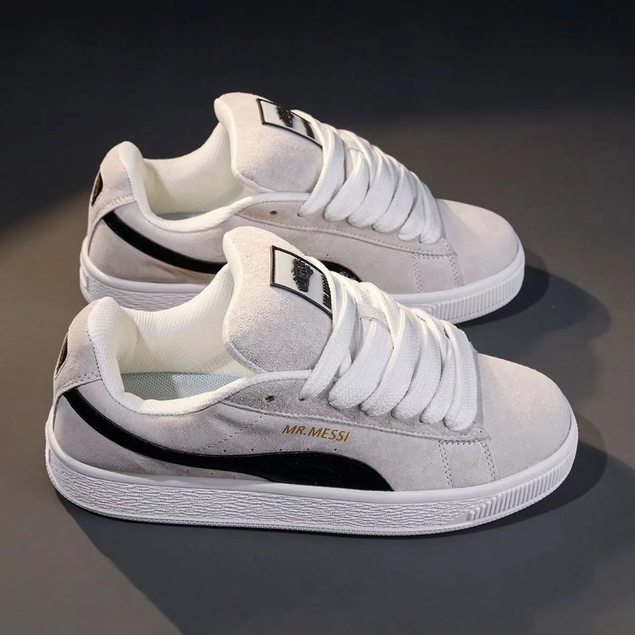 2025, neue Damen-Turnschuhe, modisch, vielseitig, atmungsaktiv, lässig, vulkanisierte Schuhe, Frühling/Herbst, rutschfest, dicke Sohlen, Board-Schuhe