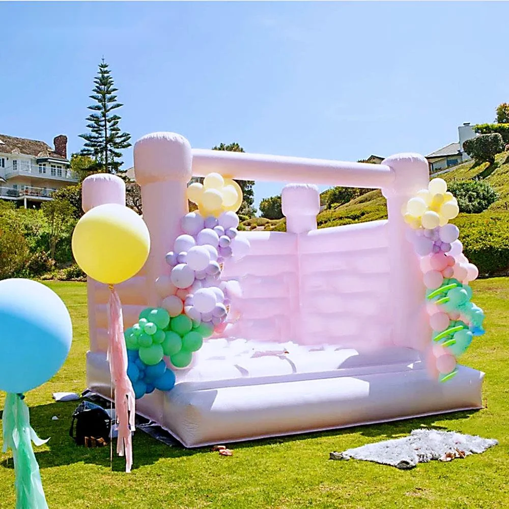 Casa inflável comercial do salto do casamento, jumper do ar do moonwalk, bouncer para crianças e adultos, branco e rosa, atacado