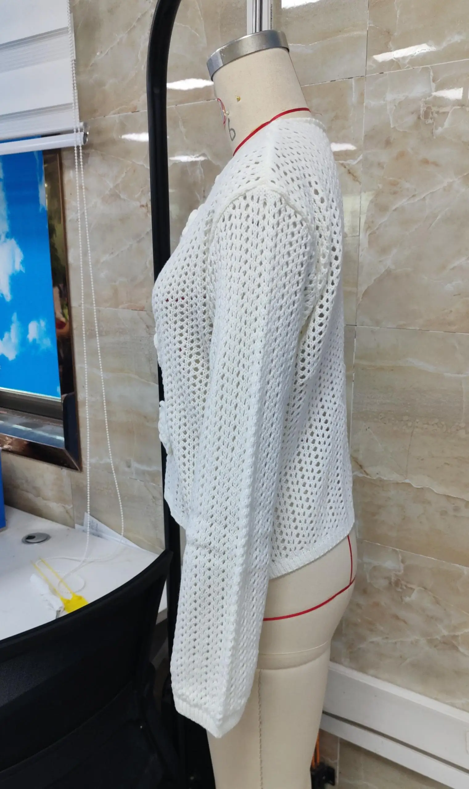 Women's Knitted Tops Fashion 3D Flower Decor Long Sleeve Beach Crochet Cover Ups