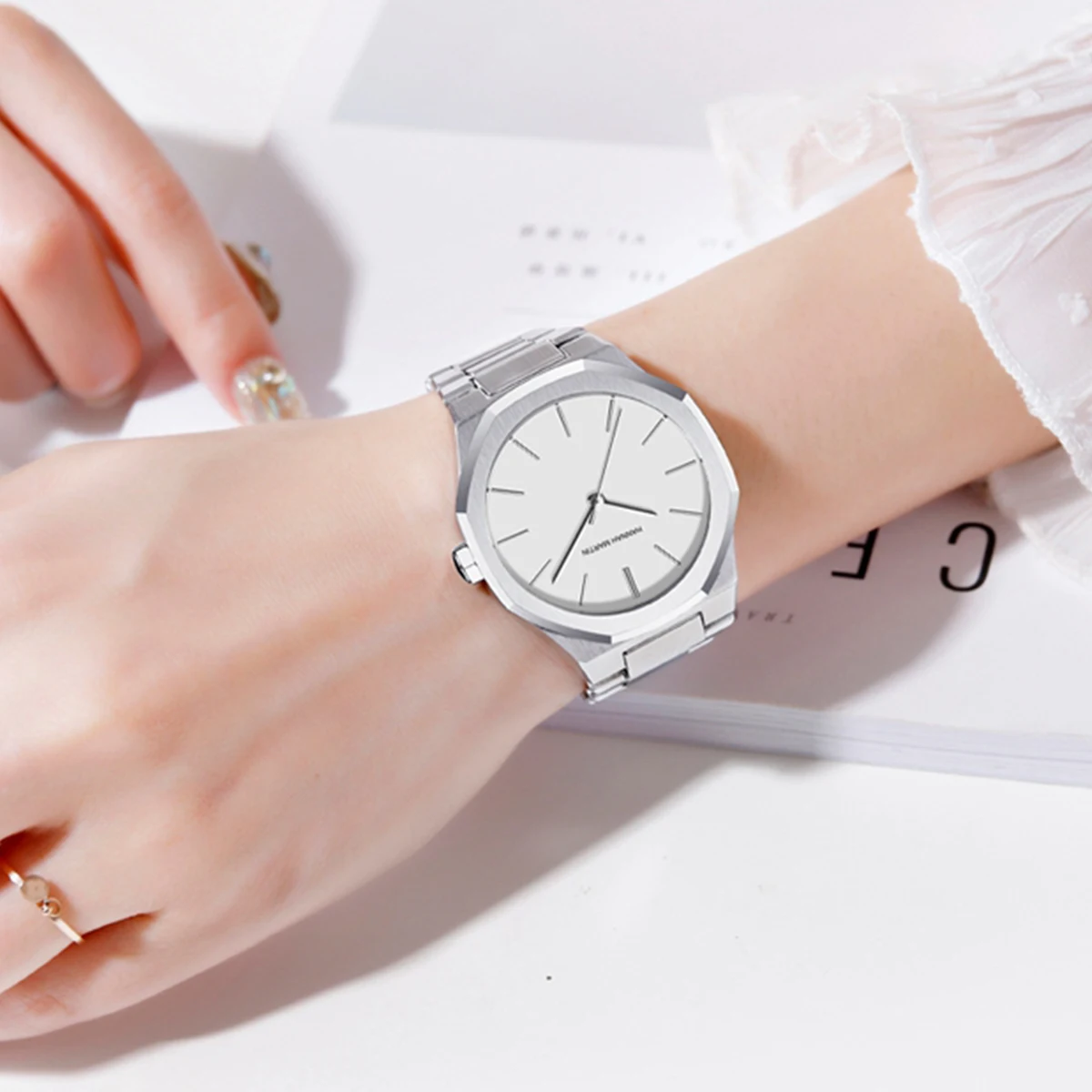 هانا مارتن العلامة التجارية ساعة نسائية موضة مثمنة حركة كوارتز يابانية بسيطة ارتفع الذهب 36 مللي متر الفولاذ المقاوم للصدأ هدية ساعة اليد