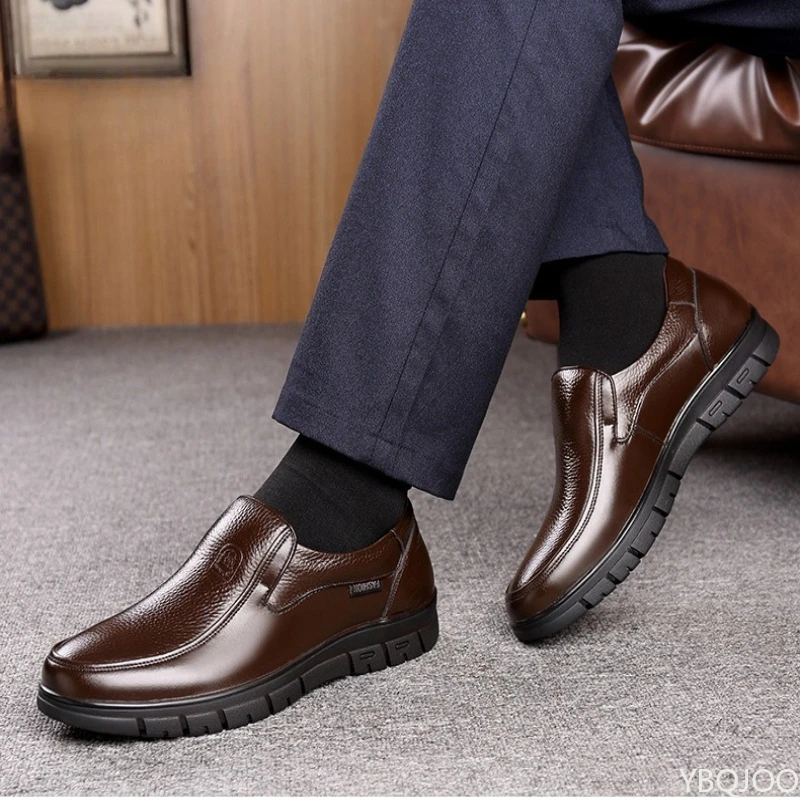 Four Seasons Fashion New Business and Leisure Men's Single Shoes Soft Soled Set Wearing Middle Aged and Elderly Dad's Shoes