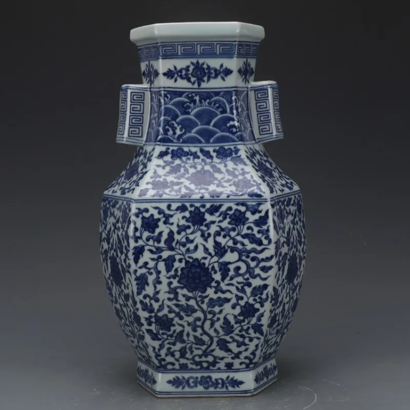 Vintage-Vase mit Griffen, Qing-Dynastie, Qianlong-Pfingstrosenmuster, sechseckige Flasche mit durchbrochenem Griff, antike handgefertigte Porzellanware